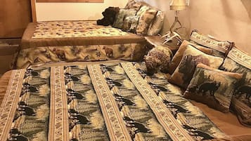 3 makuuhuonetta, ilmainen Wi-Fi, vuodevaatteet