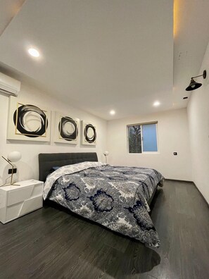 经济公寓式客房 | 高档床上用品、记忆海绵床垫、特色装修、特色家居