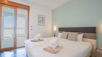 9 chambres, fer et planche Ă repasser, Wi-Fi gratuit, draps fournis