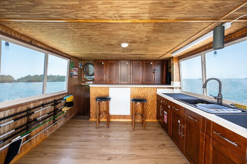 Beautiful Houseboat in Key West