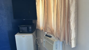 Single Room | Free WiFi