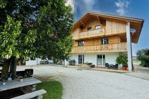 Exterior - Ferienwohnung Beim Opa (Chieming)