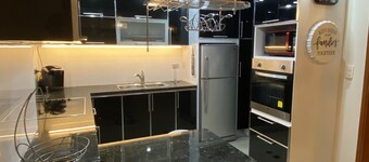 Bello y Moderno Apartamento con Piscina - 2habitaciones y 2baños - Lechería