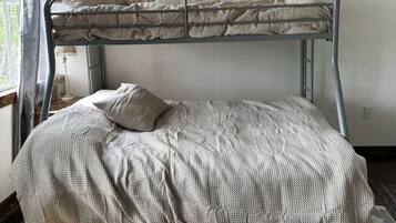 2 bedrooms, bed sheets