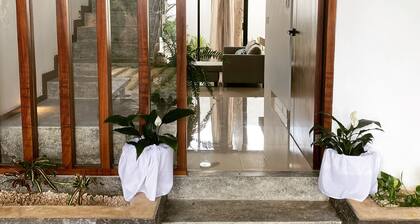 TizimĂn retreat: stylish townhouses, natural harmony, modern comforts.