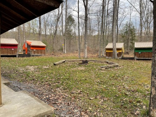 Serendipity - Primative, Rustic, Unique Tabins half hour from Penn State.