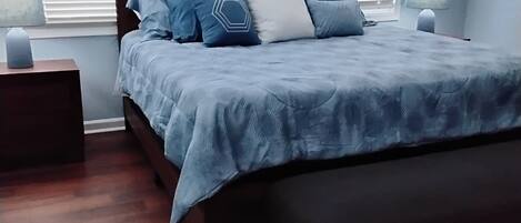 5 Schlafzimmer, Bügeleisen/Bügelbrett, kostenloses WLAN, Bettwäsche