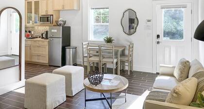 Perch - Baker's Acres: Tranquil Studio on View Property