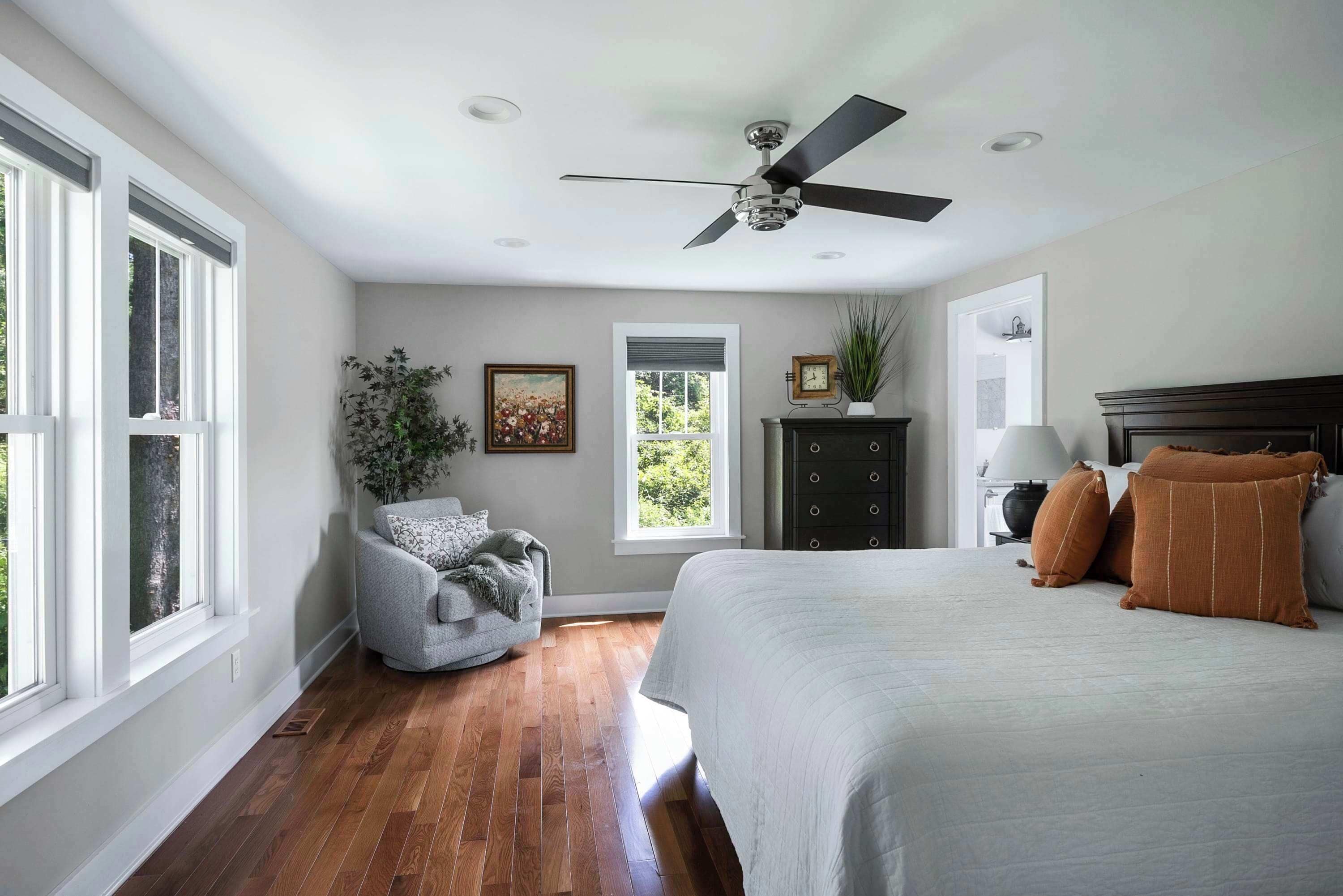 3 chambres, bureau, fer et planche à repasser, Wi-Fi gratuit