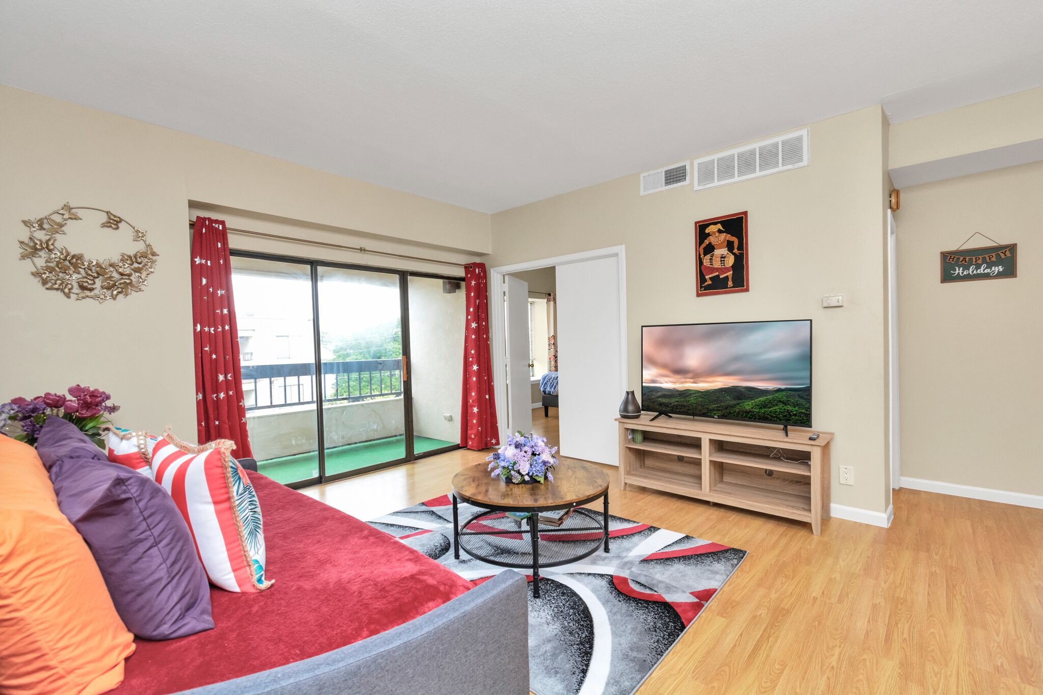 NRG, 2BDR, WIFI, 2KgBds Zoo, Medical Center, Downtown, Pet Friendly
