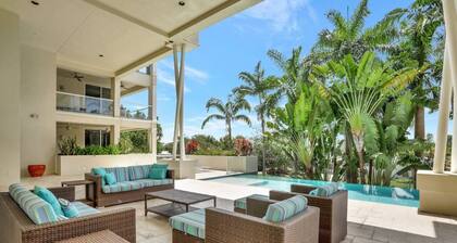 Coastal Condo Retreat: 3BR 2.5BA w/ Heated Infinity Pool