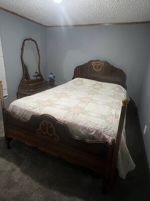 3 habitaciones, wifi gratis y ropa de cama 