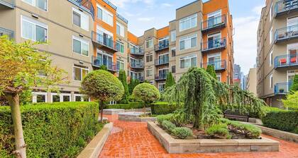 The Cornet Nest at Belltown - 99 Walkscore