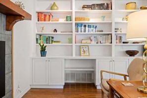 Interior - Bright 2BR House w/ Sunroom + Fire Pit~Near Trails~Free Tickets (Hendersonville)