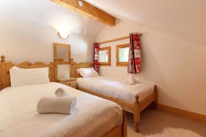 3 habitaciones, wifi gratis y ropa de cama