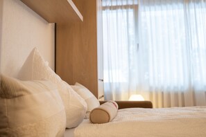 Condo família | 1 quarto, ferros/tábuas de passar roupa, Wi-Fi de cortesia