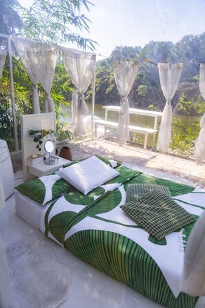 Tree House | 1 bedroom, individually decorated, individually furnished, desk - The Three Bubble Houses (Sai Yok)