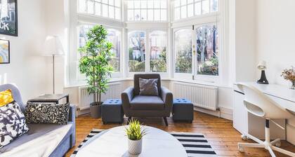 Super 1 bed flat in Muswell hill with private garden