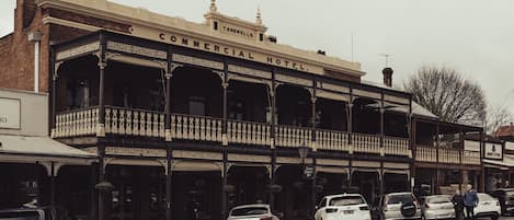 Bagian depan properti