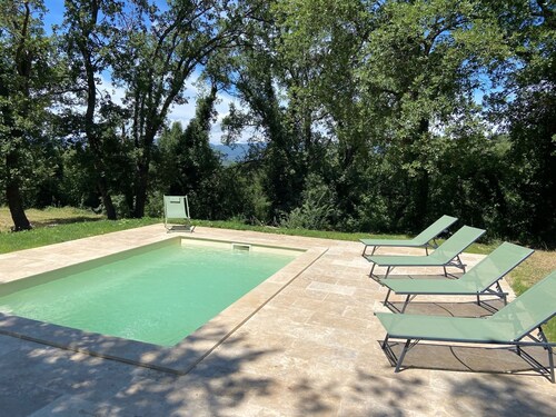 Ravissant Mas à Saignon Très Confortable, Piscine, Grand Parc, Animaux Acceptés