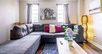 Short North/Downtown | Near High St | Walk to Convention Center | 5,800+ Reviews