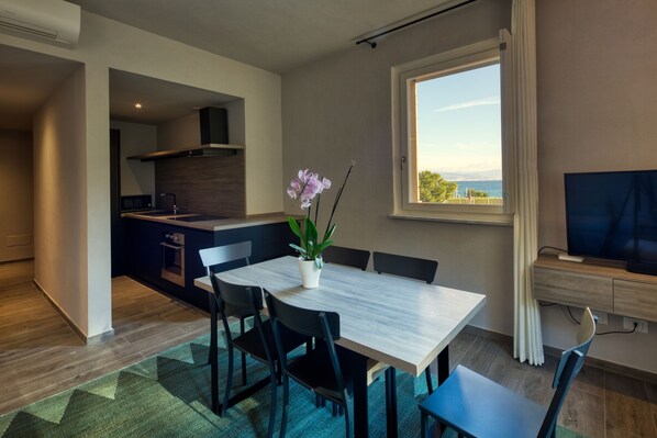 Basic-Apartment | Wohnbereich | 40-Zoll-Fernseher mit Digitalempfang