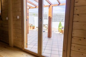 Interior detail - Coliving The VALLEY Portugal countryside retreat for digital nomads and remote workers (Vale de Cambra)