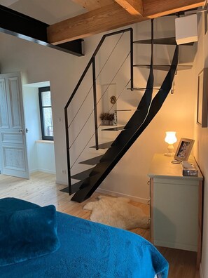 3 chambres, fer et planche à repasser, Wi-Fi gratuit