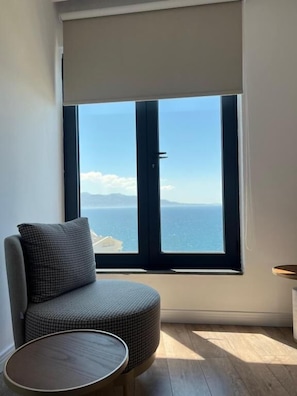 Deluxe-Suite | Schreibtisch, schallisolierte Zimmer, kostenloses WLAN