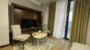 Ảnh chưa phân loại, 5 trong số 36 ảnh, nút