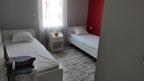 4 camere, ferro/asse da stiro, Wi-Fi, lenzuola