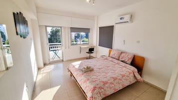 1 bedroom, desk, iron/ironing board, free WiFi