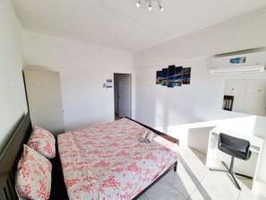 Standard Room | 1 bedroom, desk, iron/ironing board, free WiFi - City View Rooms (Larnaca)