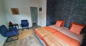 Phòng đôi | Bộ đồ giường kháng dị ứng, nệm Select Comfort, trang trí khác biệt 