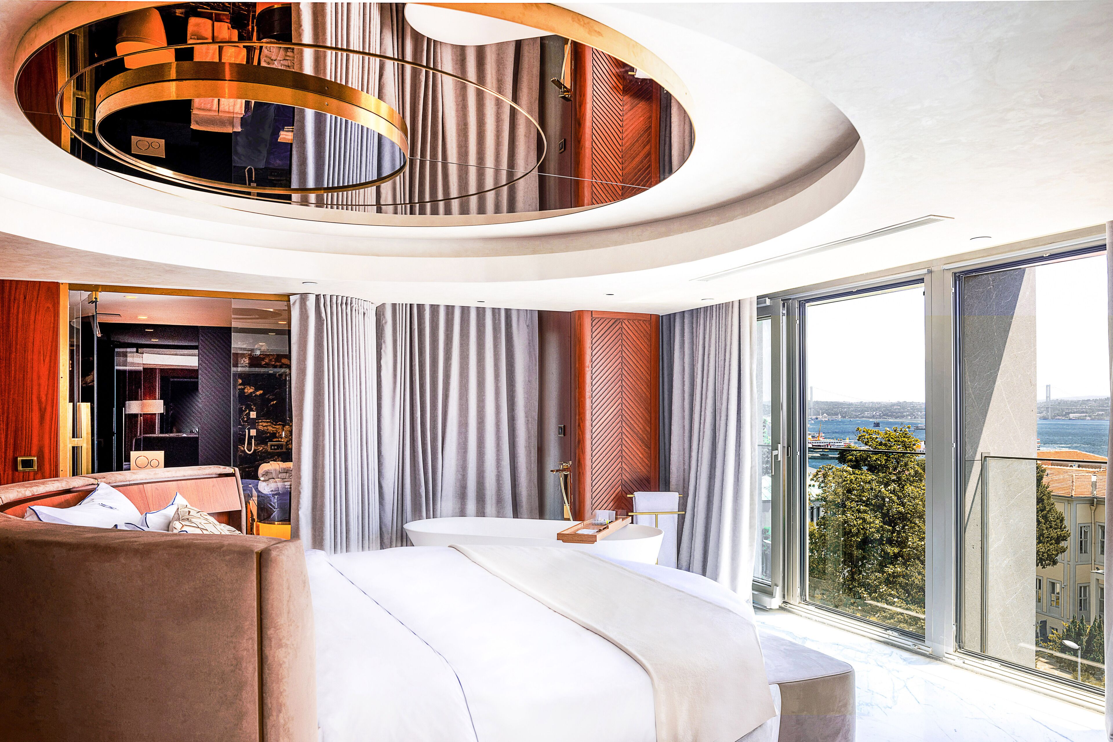 Photo - The Maestro Hotel