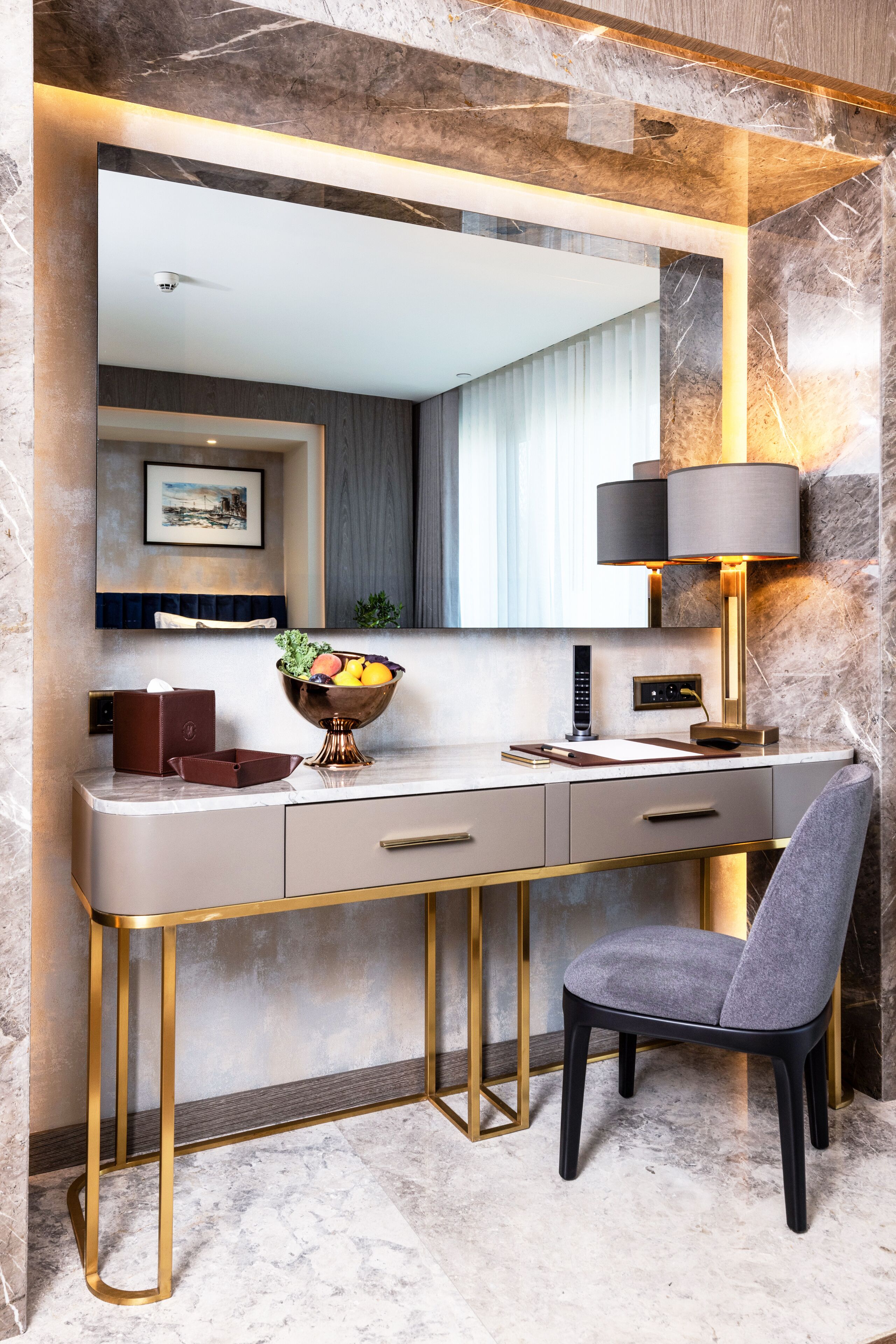 Photo - The Maestro Hotel