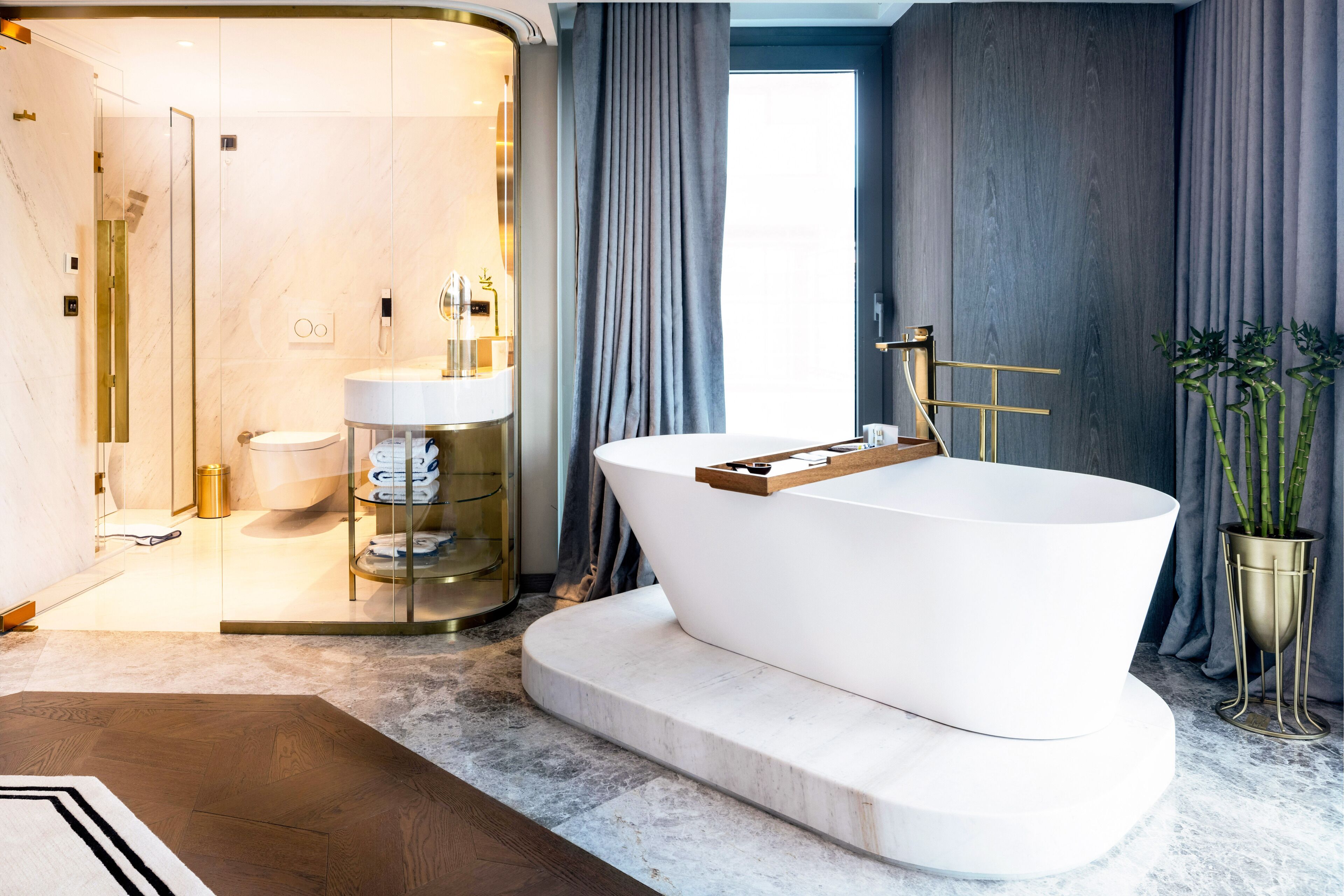 Photo - The Maestro Hotel