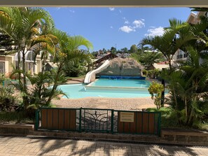 Outdoor pool - Appartements - Le Paradisier Ambatobe (Antananarivo)
