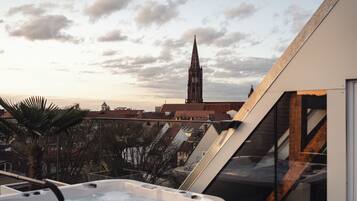 Luxury Penthouse | Terrace/patio