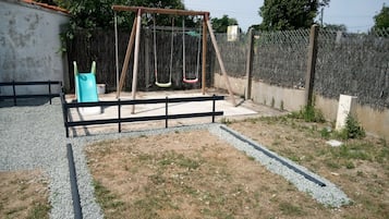 Children's play area - outdoor