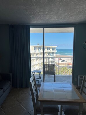Interior - Top Floor Oceanfront Studio with Balcony and Pools. (Daytona Beach)