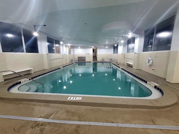 Indoor pool, outdoor pool