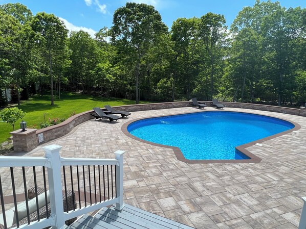 Outdoor pool, a heated pool - Beautiful Hamptons home  close to beaches, shopping, & restaurants!  (Hampton Bays)