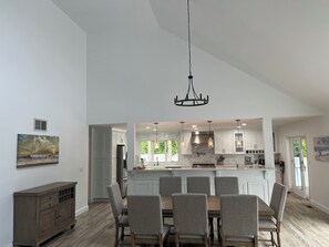 Dining - Beautiful Hamptons home  close to beaches, shopping, & restaurants!  (Hampton Bays)
