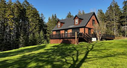 Crystal Cove is a lovely new offering this 2023 season! The home is quietly located in Stonington and has direct ocean access. Follow the Oceanville Road until you reach this lovely property. The house has 4 bedrooms (3 queen rooms and a bunk room)