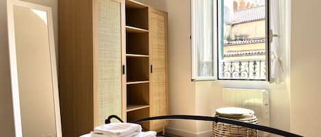 1 bedroom, iron/ironing board, travel crib, WiFi