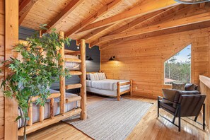 5 chambres, fer et planche à repasser, lit parapluie, Wi-Fi gratuit