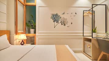 Standard Double Room | Desk, free WiFi, bed sheets