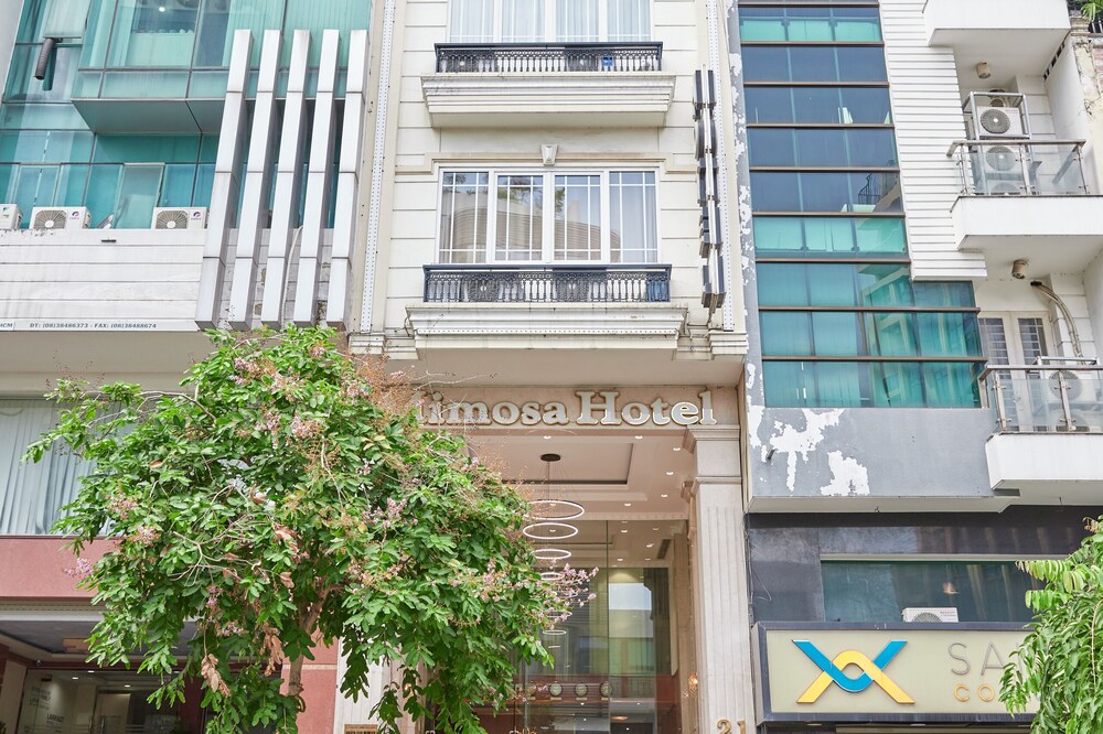 Mimosa Hotel - Near Tan Son Nhat Airport