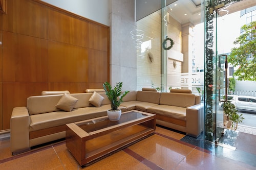 Bin Bin 10 - Mimosa Hotel near Tan Son Nhat Airport